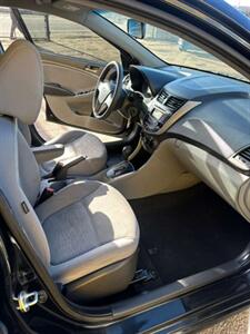 2017 Hyundai ACCENT SE - Photo 6 - Denver, CO 80204