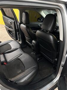 2021 Jeep Compass Latitude   - Photo 8 - Denver, CO 80204