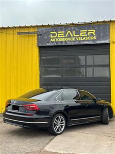 2017 Volkswagen Passat 1.8T R-Line   - Photo 4 - Denver, CO 80204
