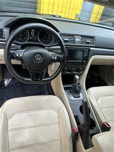 2017 Volkswagen Passat 1.8T R-Line   - Photo 7 - Denver, CO 80204