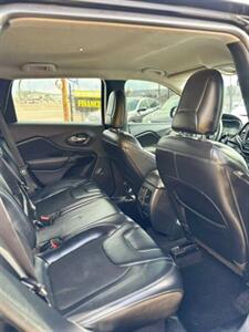 2020 Jeep Cherokee Latitude Plus   - Photo 7 - Denver, CO 80204