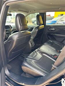 2020 Jeep Cherokee Latitude Plus   - Photo 9 - Denver, CO 80204