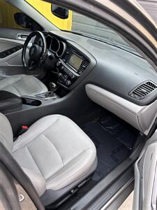 2014 Kia Optima EX   - Photo 7 - Denver, CO 80204