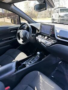 2019 Toyota C-HR LE   - Photo 8 - Denver, CO 80204