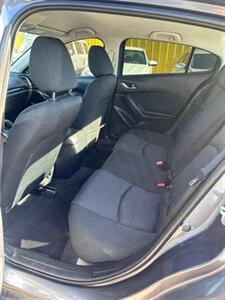 2015 Mazda Mazda3 i Sport   - Photo 9 - Denver, CO 80204