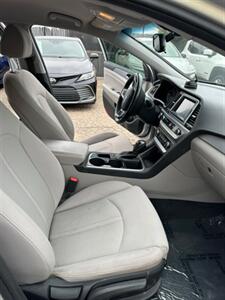 2018 Hyundai SONATA SEL   - Photo 10 - Denver, CO 80204