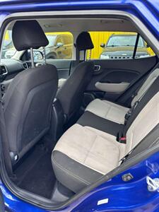 2020 Hyundai VENUE SEL - Photo 7 - Denver, CO 80204