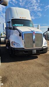 2016 Kenworth T680   - Photo 4 - Sun Valley, CA 91352