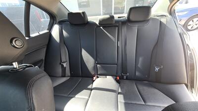 2015 BMW 3 Series 320i xDrive   - Photo 8 - Sun Valley, CA 91352