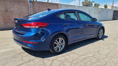 2017 Hyundai ELANTRA SE   - Photo 4 - Sun Valley, CA 91352