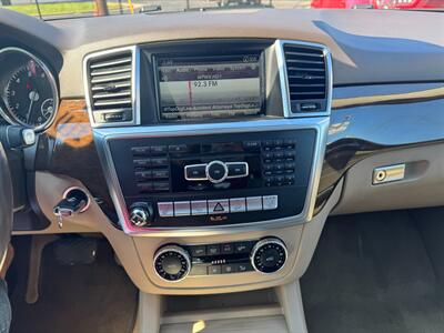 2015 Mercedes-Benz ML 350 4MATIC   - Photo 14 - Hobart, IN 46342