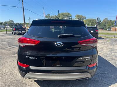 2017 Hyundai Tucson 1.6T SE   - Photo 6 - Hobart, IN 46342