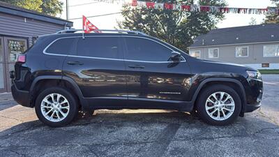 2019 Jeep Cherokee Latitude   - Photo 6 - Hobart, IN 46342