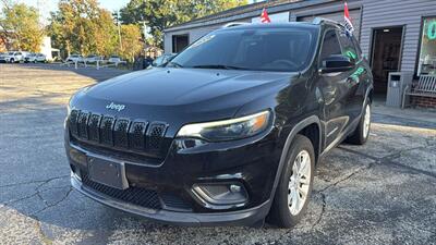 2019 Jeep Cherokee Latitude   - Photo 2 - Hobart, IN 46342