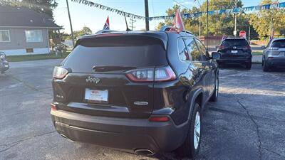 2019 Jeep Cherokee Latitude   - Photo 5 - Hobart, IN 46342