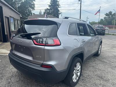 2019 Jeep Cherokee Latitude   - Photo 7 - Hobart, IN 46342