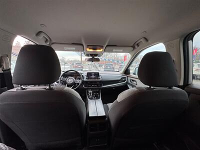 2023 Nissan Rogue SV   - Photo 15 - Hobart, IN 46342