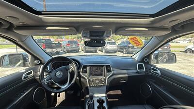 2018 Jeep Compass Latitude   - Photo 8 - Hobart, IN 46342