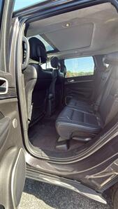 2018 Jeep Compass Latitude   - Photo 9 - Hobart, IN 46342