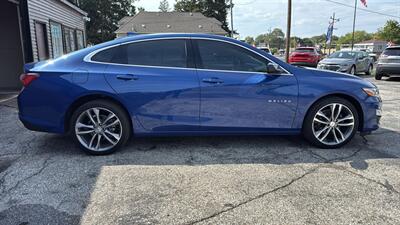 2023 Chevrolet Malibu LT   - Photo 8 - Hobart, IN 46342