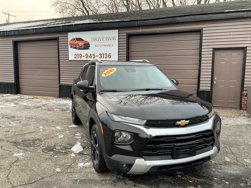 2021 Chevrolet Trailblazer LT   - Photo 1 - Hobart, IN 46342