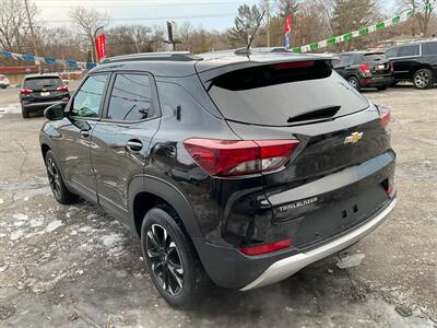 2021 Chevrolet Trailblazer LT   - Photo 5 - Hobart, IN 46342