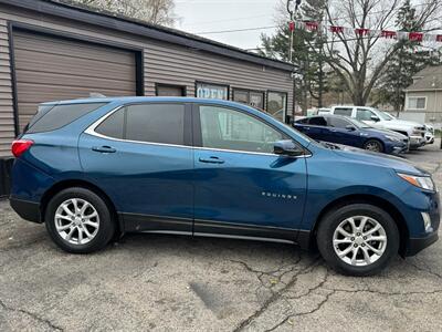 2019 Chevrolet Equinox LT   - Photo 2 - Hobart, IN 46342