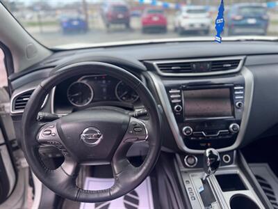 2020 Nissan Murano SL   - Photo 9 - Hobart, IN 46342