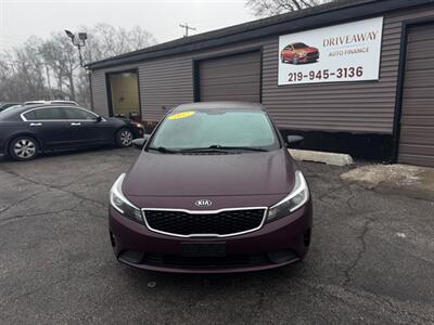 2017 Kia Forte LX   - Photo 2 - Hobart, IN 46342