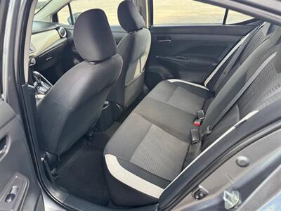 2021 Nissan Versa SV - Photo 5 - Hobart, IN 46342