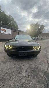 2018 Dodge Challenger SXT   - Photo 2 - Hobart, IN 46342