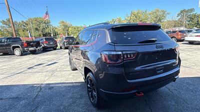 2020 Jeep Compass Trailhawk   - Photo 4 - Hobart, IN 46342