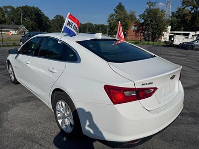 2024 Chevrolet Malibu LT   - Photo 4 - Hobart, IN 46342