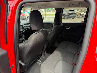 2020 Jeep Renegade Sport - Photo 11 - Hobart, IN 46342