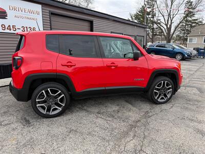 2020 Jeep Renegade Sport - Photo 8 - Hobart, IN 46342