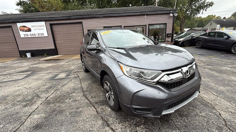 2018 Honda CR-V LX - Photo 1 - Hobart, IN 46342