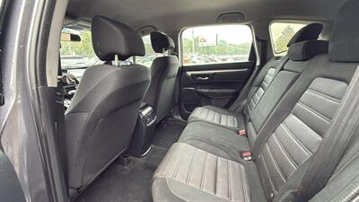 2018 Honda CR-V LX   - Photo 8 - Hobart, IN 46342