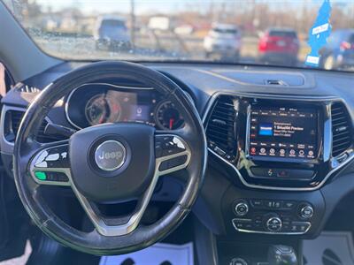 2019 Jeep Cherokee Limited   - Photo 9 - Hobart, IN 46342