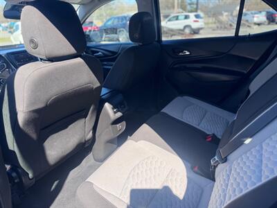 2020 Chevrolet Equinox LS   - Photo 8 - Hobart, IN 46342
