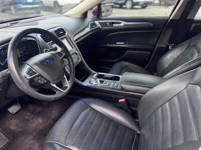 2017 Ford Fusion SE - Photo 7 - Hobart, IN 46342