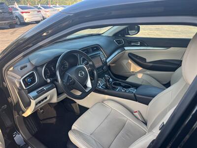 2019 Nissan Maxima 3.5 SL   - Photo 11 - Hobart, IN 46342
