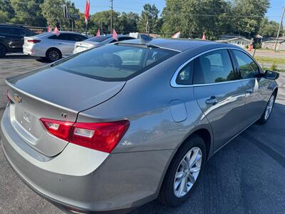 2024 Chevrolet Malibu LT   - Photo 6 - Hobart, IN 46342