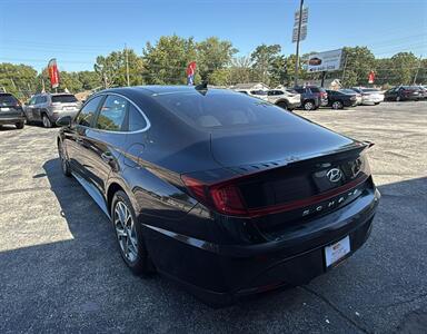 2021 Hyundai SONATA SEL   - Photo 6 - Hobart, IN 46342