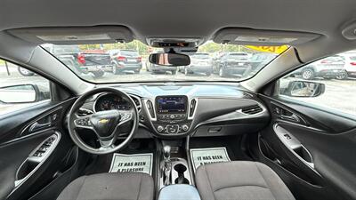 2024 Chevrolet Malibu LS   - Photo 9 - Hobart, IN 46342