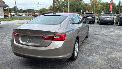 2024 Chevrolet Malibu LS   - Photo 5 - Hobart, IN 46342