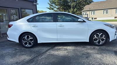 2020 Kia Forte FE   - Photo 6 - Hobart, IN 46342