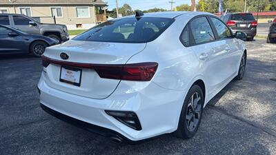 2020 Kia Forte FE   - Photo 5 - Hobart, IN 46342