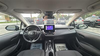 2025 Toyota Corolla LE - Photo 9 - Hobart, IN 46342