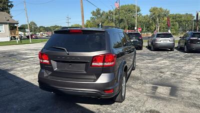 2019 Dodge Journey SE   - Photo 5 - Hobart, IN 46342