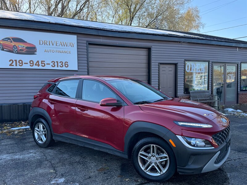 2023 Hyundai KONA SE   - Photo 1 - Hobart, IN 46342
